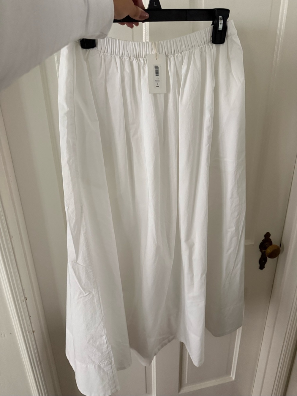 Aritzia Luminary Poplin Skirt - Picture 6 of 7